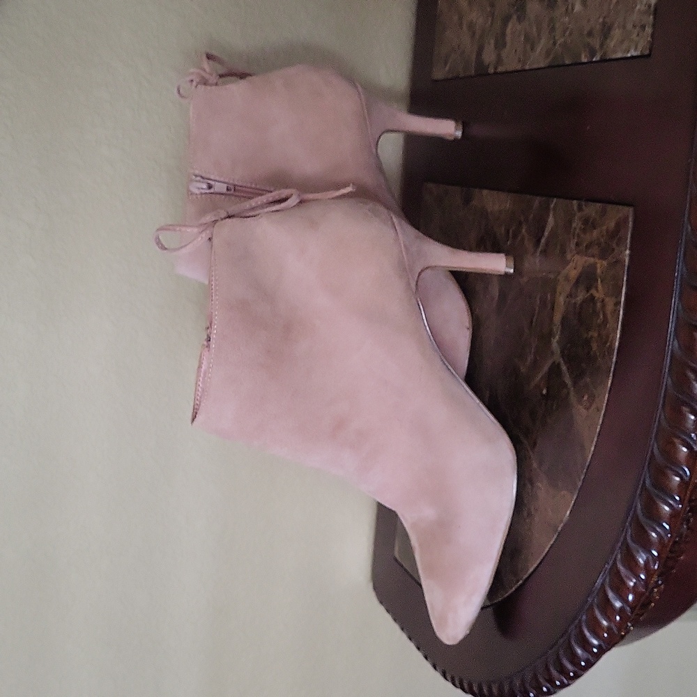 Women's size 10 dress boots from Amazon